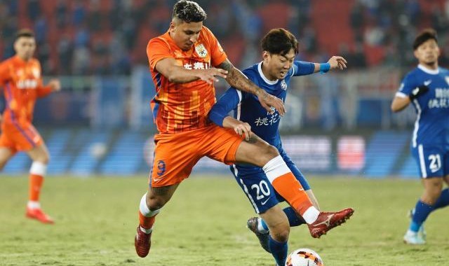 KAIYUN-佩德罗保守保得住冠军？有苦难言背后是防线“坍塌”